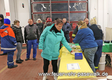 Foto: &copy; Copyright: FF Pasewalk, Verwendung nur in den engen Grenzen des Urheberrechtes, und nur mit Zustimmung des Autors erlaubt!