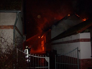 Foto: &copy; Copyright: FF L�cknitz, Verwendung nur in den engen Grenzen des Urheberrechtes, und nur mit Zustimmung des Autors erlaubt!