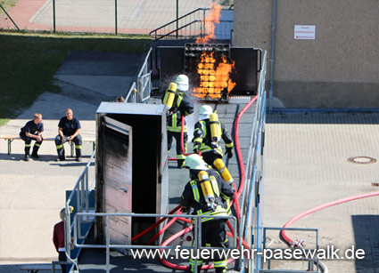 Foto: &copy; Copyright: FF Pasewalk, Verwendung nur in den engen Grenzen des Urheberrechtes, und nur mit Zustimmung des Autors erlaubt!